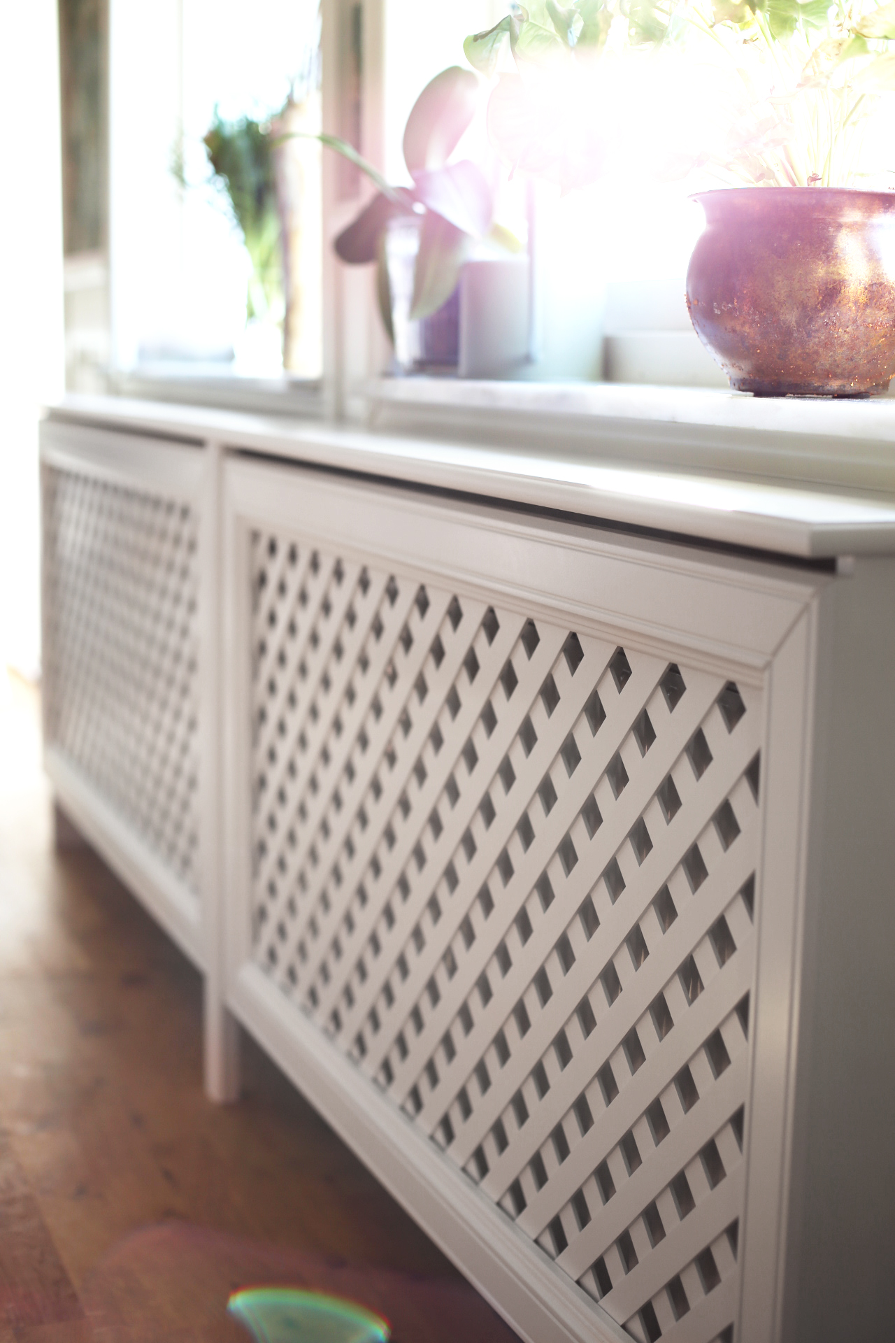 Elementskydd Klara vit 442x600 - Lundbergs